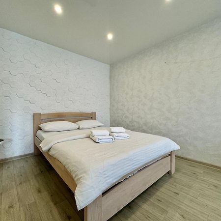 Apartpoltava Світлі Та Затишні Апартаменти В Скандинавському Стилі Центр Банківський Чек Extérieur photo